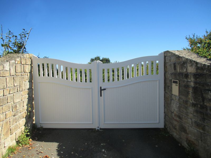 Veranda Gate Installation