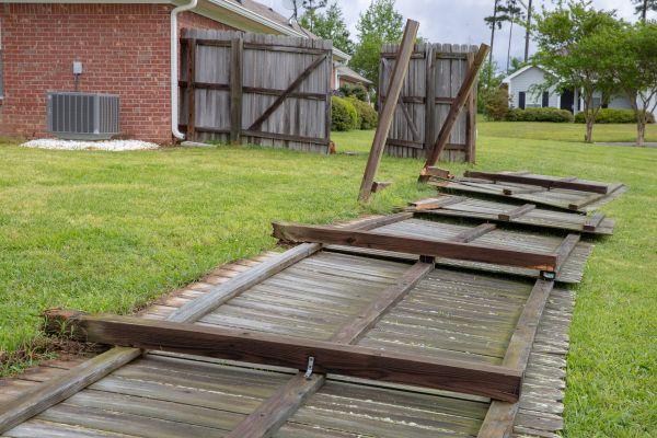 Broken Fence Repair in Albany