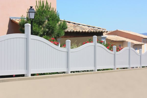 PVC Fence Repair in Albany