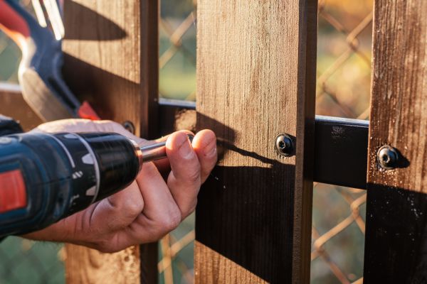 Fence Panel Repair in Albany